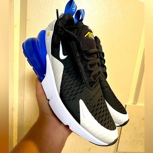 Nike Air Max 270 (GS) Sneaker Black White Blue Size 6Y / Womens 7.5 [943345-050]